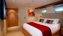 EENDRACHT Queen Cabin